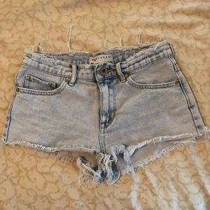 Bullhead distressed high-waisted denim shorts